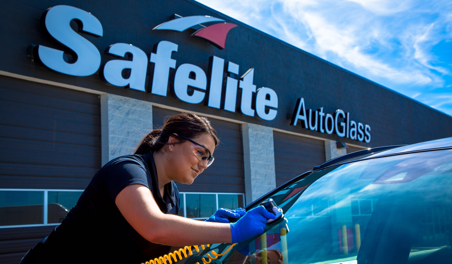 Exploring The Intriguing World Behind Safelite Auto Glass S Ad   Ws Repair Girltech@3x 